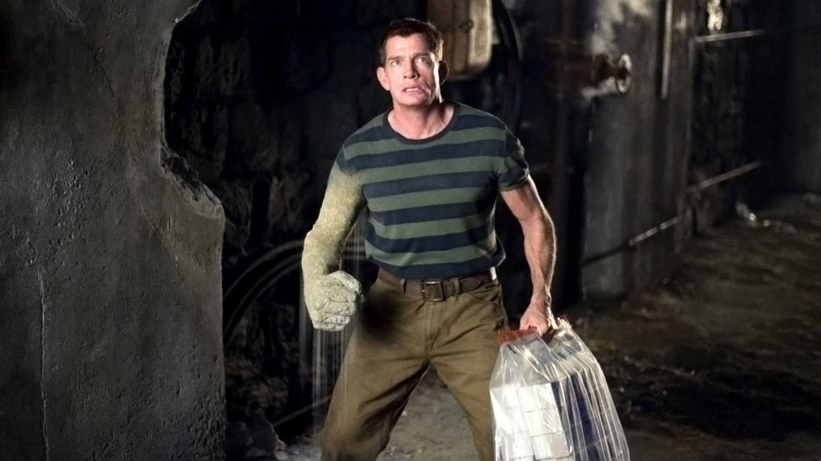 Thomas Haden Church como Homem-Areia em Homem-Aranha 3