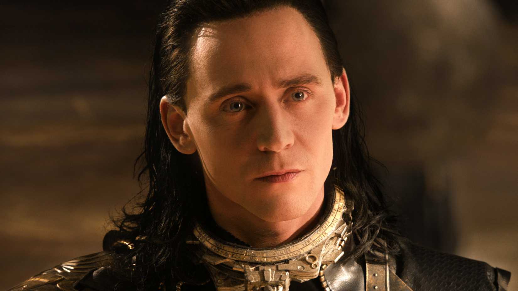 Tom Hiddleston como Loki em Thor: O Mundo Sombrio