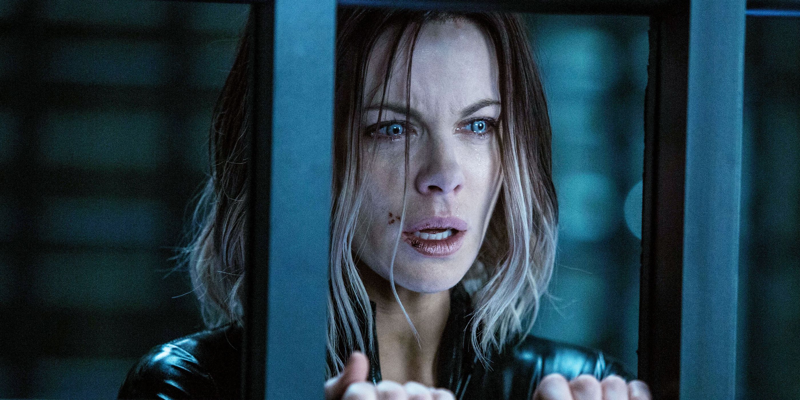 Kate Beckinsale como Selene em Anjos da Noite: Guerras de Sangue. Crédito: Everett Collection
